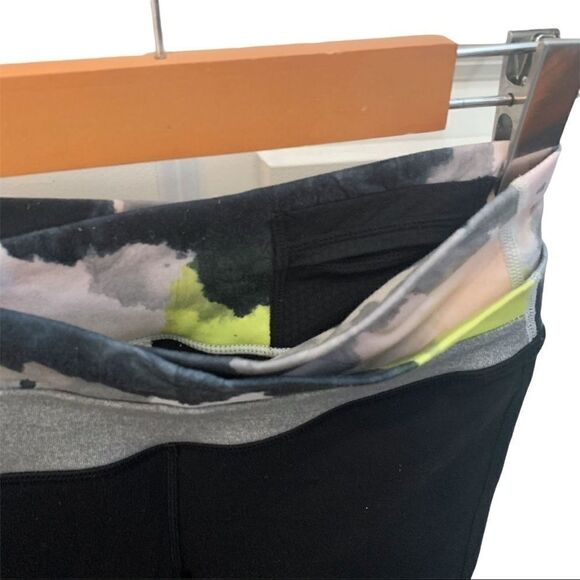 Lululemon Tie Die Waist Groove Crop Pants - Picture 6 of 6